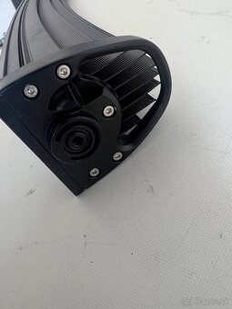 Zahnuta led rampa 106cm + kabelaž - 5