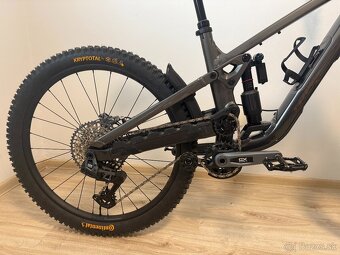 Trek Slash 9 GX AXS T-Type Gen 6 - 5