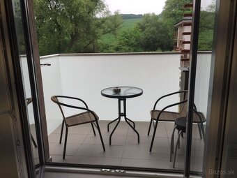 APARTMAN PODHAJSKA - 5