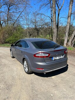 Ford Mondeo Titanium po nehodě - 5