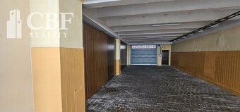 Na prenájom komerčný priestor 700 m2 - 5