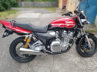 YAMAHA XJR 1300 - 5