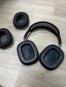 Apple AirPods Max – čierne aj strieborné - 5