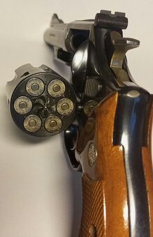Astra .357 Magnum - 5