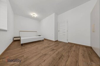 Zariadený byt v novostavbe na predaj - 5