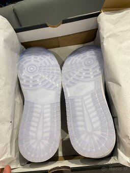 Jordan 1 Retro Low Wolf Grey - 5