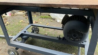 Masívny domáci cirkulár (cinkulár) s príslušenstvom - 5