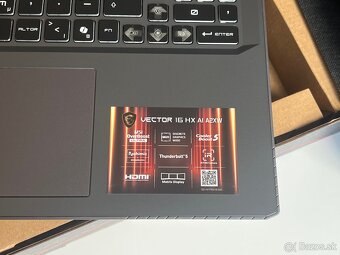 MSI Vector 16 HX (RTX 5070Ti) - 5