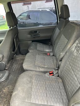 Sharan 2.8 benzín 150 kW 4x4 - 5