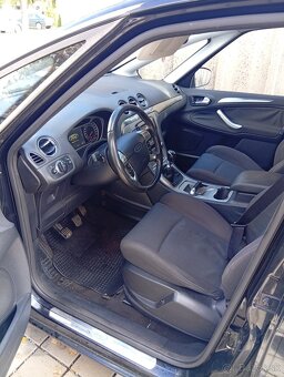 Predám Ford s-max 1, 8 TDI - 5