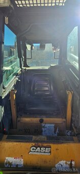 Šmykový nakladač Case 1845 C r.v.1997 s tp a špz 42kw - 5