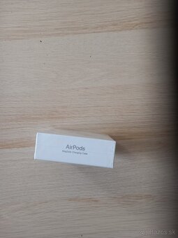 Apple AirPods (3rd generation) with MagSafe Charging Case - 5