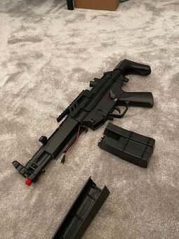 Airsoft MP5 AEG, celoplastová, funkčná - 5