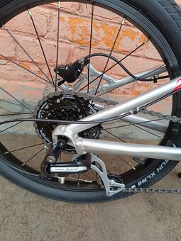 Nový detský bicykel AMULET Youngster 20" len 8.2 kg - 5