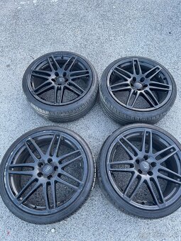 225/35R19 5x112 - 5