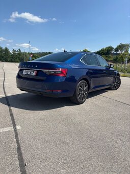 Predám Škoda Superb sedan 2.0 TDi 110kw DSG - 5