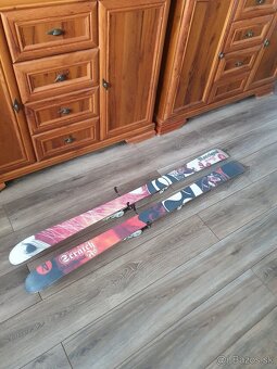 Predam freestyle lyze ROSSIGNOL Scratch,dlzka 148 cm - 5