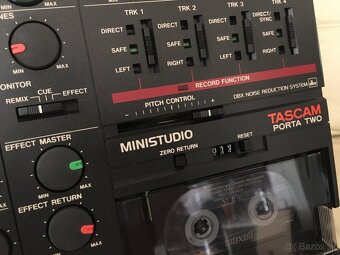 Tascam Portastudio TWO - Balenie, manualy, zdroj, popruh - 5