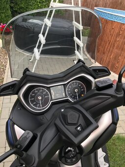 Yamaha XMAX 125 AKRAPOVIČ a doplnky - 5