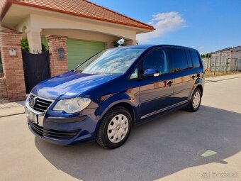 Predám 2008 Volkswagen Touran v zachovalom stave s nízkou sp - 5