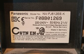video player Panasonic NV-FJ612 - 5