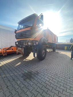 Prodáme stroj na čištění obrovských ploch MB 2031, 4x4. - 5
