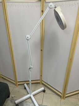 Lampa s lupou - 5