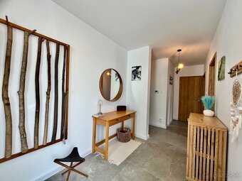 VÝNIMOČNÁ NOVOSTAVBA 4 i RD, GARÁŽ, BAZÉN,OKÚZĽUJÚCI VÝHĽAD - 5