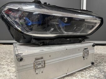 Práve svetlo BMW laser x5 - 5