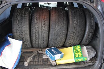 Volvo V70 2,5 T + LPG 154 kW AWD - 5