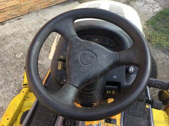 MTD CUB CADET HDS 3235 - 5