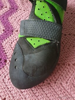 Lezečky EB climbing, veľ.40,5 - 5
