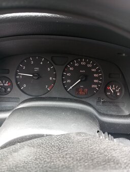 Predám Opel Astra - 5