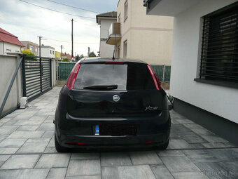 Fiat Grande Punto 1.4 8v - 5