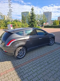 Predám Lancia Delta - 5