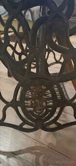 SINGER-podstavec zo šijacieho stroja - 5