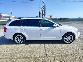 Škoda Octavia Combi 2.0 TDI Elegance/Style - 5