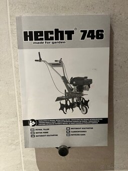 Hecht 746 - 5
