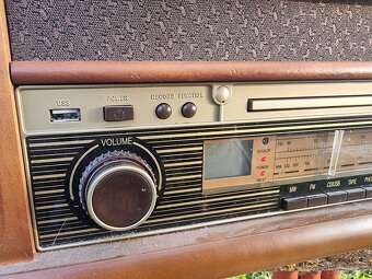 Moderné Retro Rádio ( LP Platňa, FM,MW, MC kazeta, CD, USB ) - 5