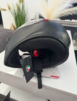 AGV K3 SV Čierna (S) - 5