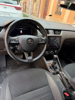 Škoda Octavia Scout 12/2019 2.0 DSG 4x4 - 5