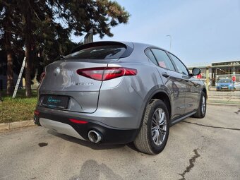 Predám Alfa Romeo Stelvio 2.2 JTDM 190k Btech AWD A/T - 5