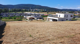 Lukratívny POZEMOK č. 1 na RD, 1551 m2, Partizánske - 5