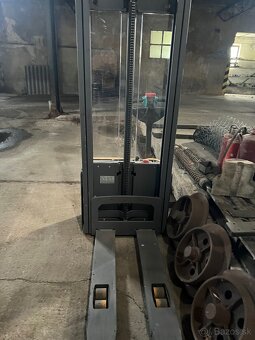 Vysokozdvižný vozík-Jungheinrich-elektrický zánovný EJC M10 - 5