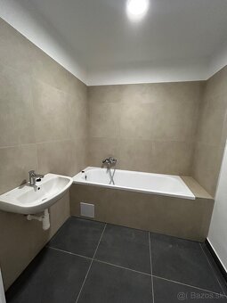 2- a 3- izbové byty do nájmu v Obytnom súbore Benát - 5