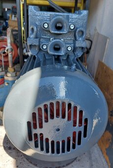 Motor 5,5kW 965ot/min - 5