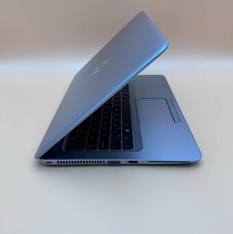 Notebook 14" HP.AMD PRO A10-8730B 4x2,40GHz.8gb ram.256gSSD - 5