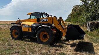 Teleskopický nakladač JCB - 5