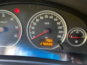Opel Vectra gts 1.9,88kw - 5