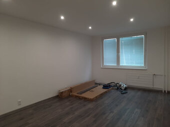 NOVINKA  2 izbový byt s balkónom na Bozeny Nemcovej - 5